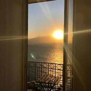 Lux 3* Naples