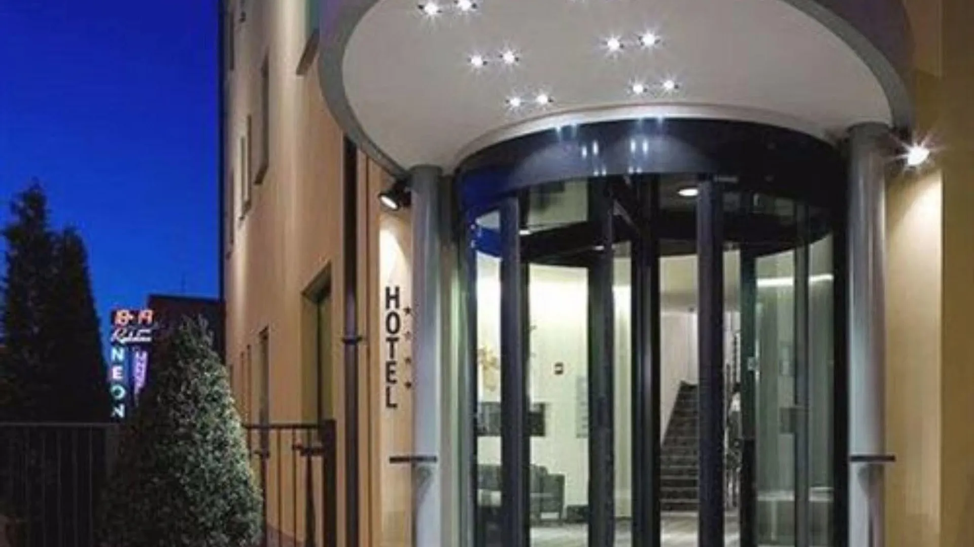Hotel Ovest Piacenza 4*,  Italy
